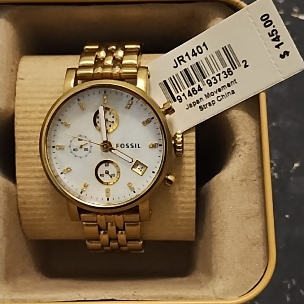 Fossil waterproof gold watch with diamonds
